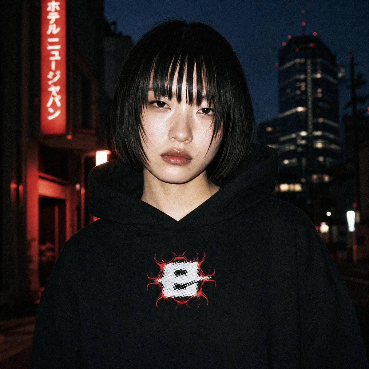 REQUIEM - Hoodie Regular